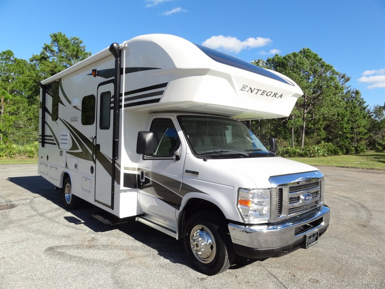 2019 Jayco Entegra 22J Odyssey - Photo 10 - Deland, FL 32720