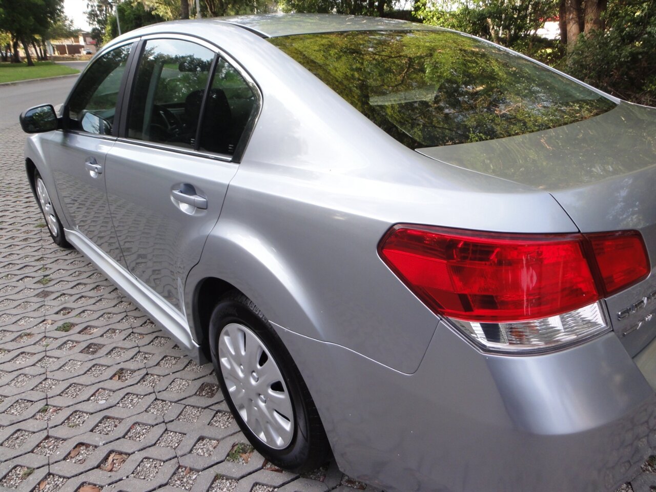 2014 Subaru Legacy 2.5i   - Photo 12 - Deland, FL 32720