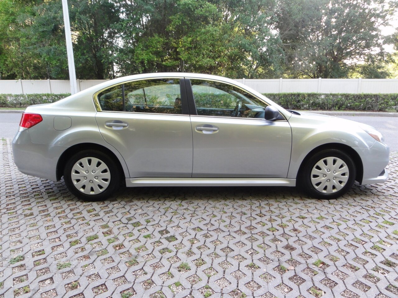 2014 Subaru Legacy 2.5i   - Photo 15 - Deland, FL 32720