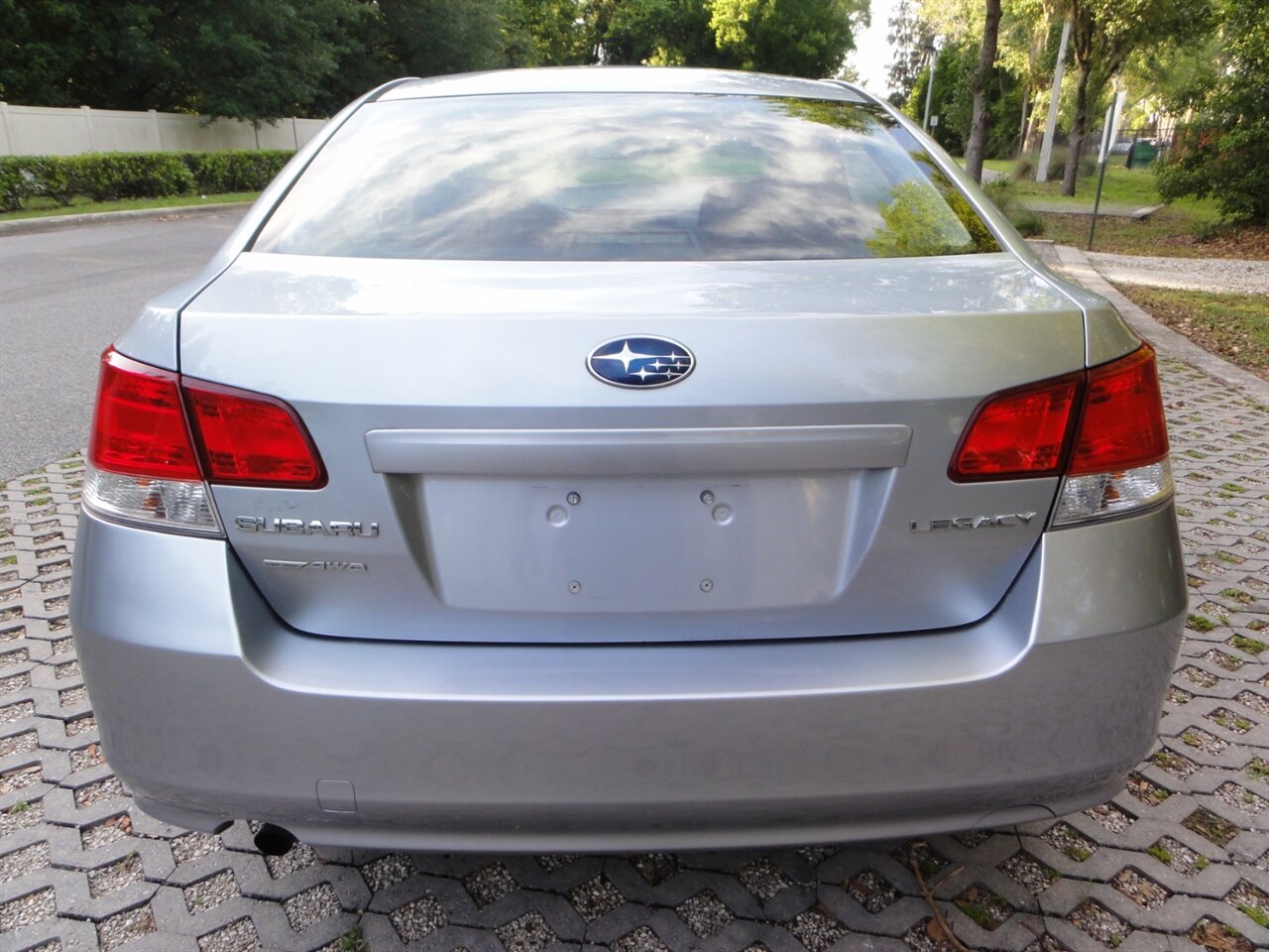 2014 Subaru Legacy 2.5i   - Photo 14 - Deland, FL 32720