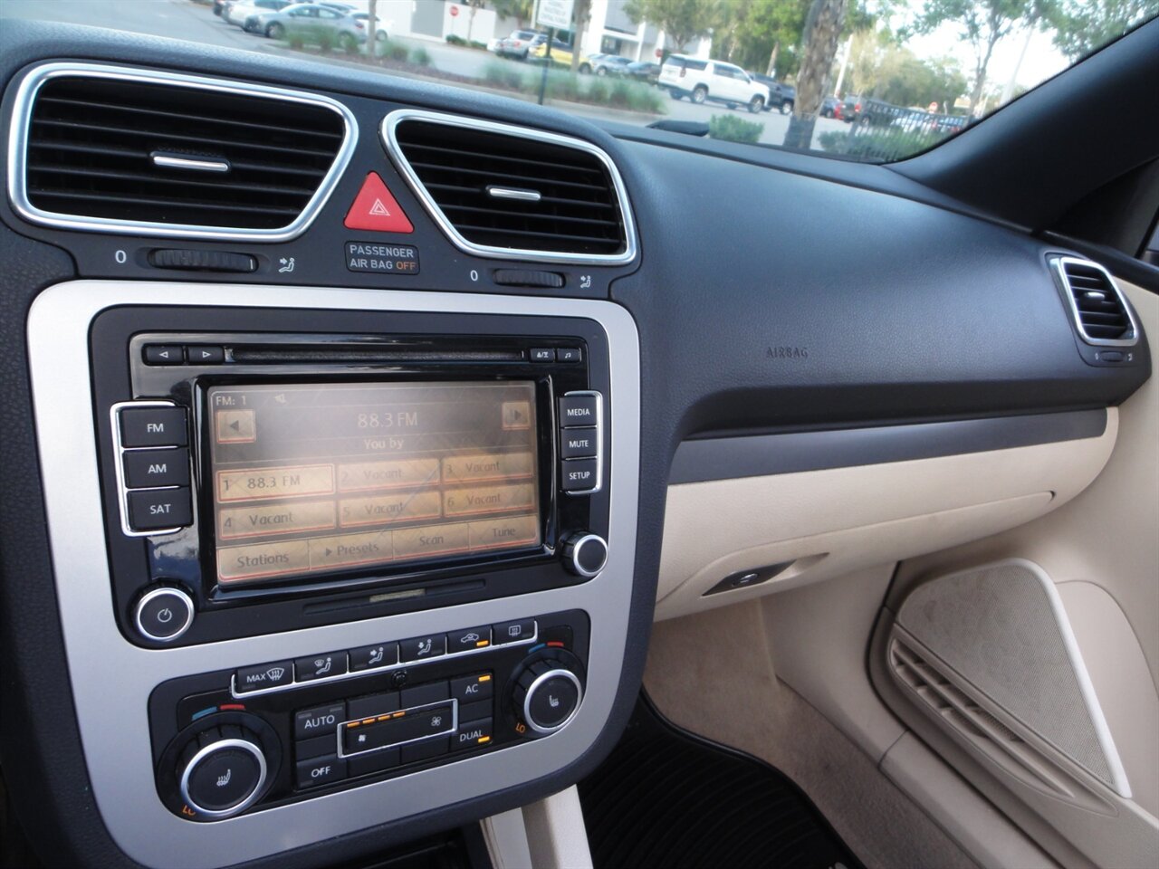 2010 Volkswagen Eos Komfort  Premium - Photo 56 - Deland, FL 32720