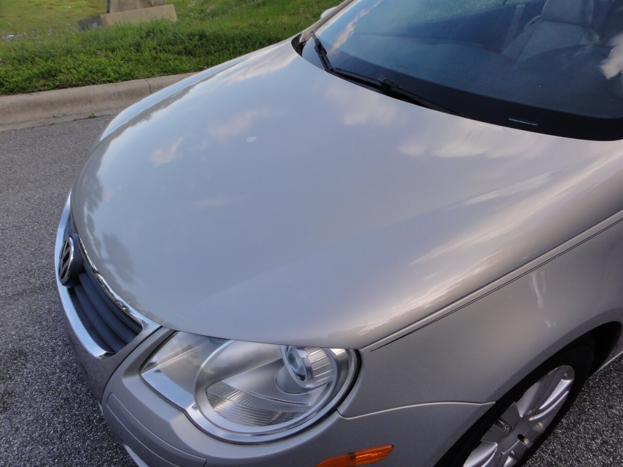 2010 Volkswagen Eos Komfort  Premium - Photo 23 - Deland, FL 32720