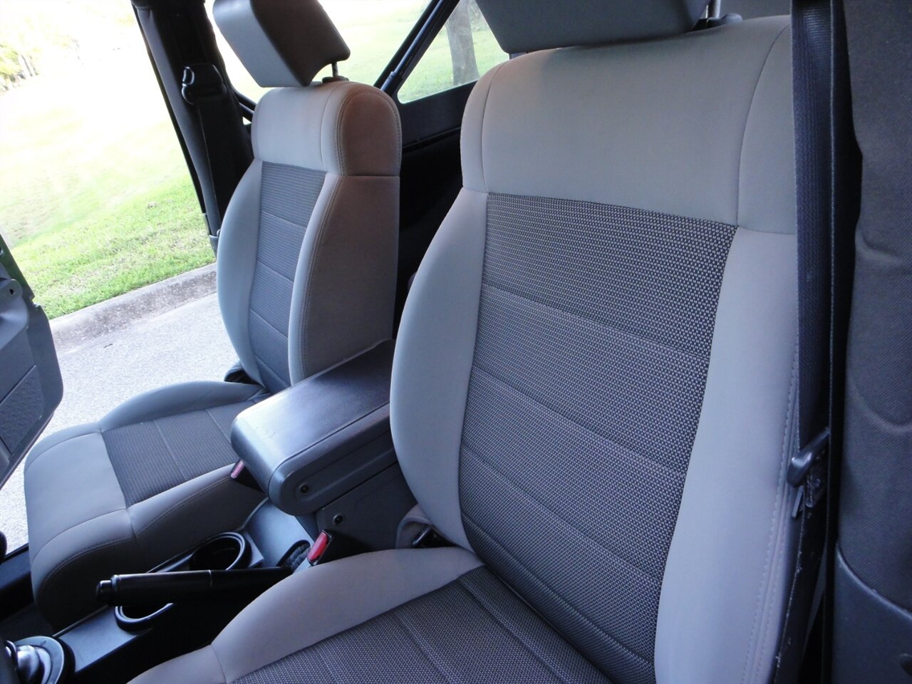 2010 Jeep Wrangler Sport 4X4 - Photo 33 - Deland, FL 32720