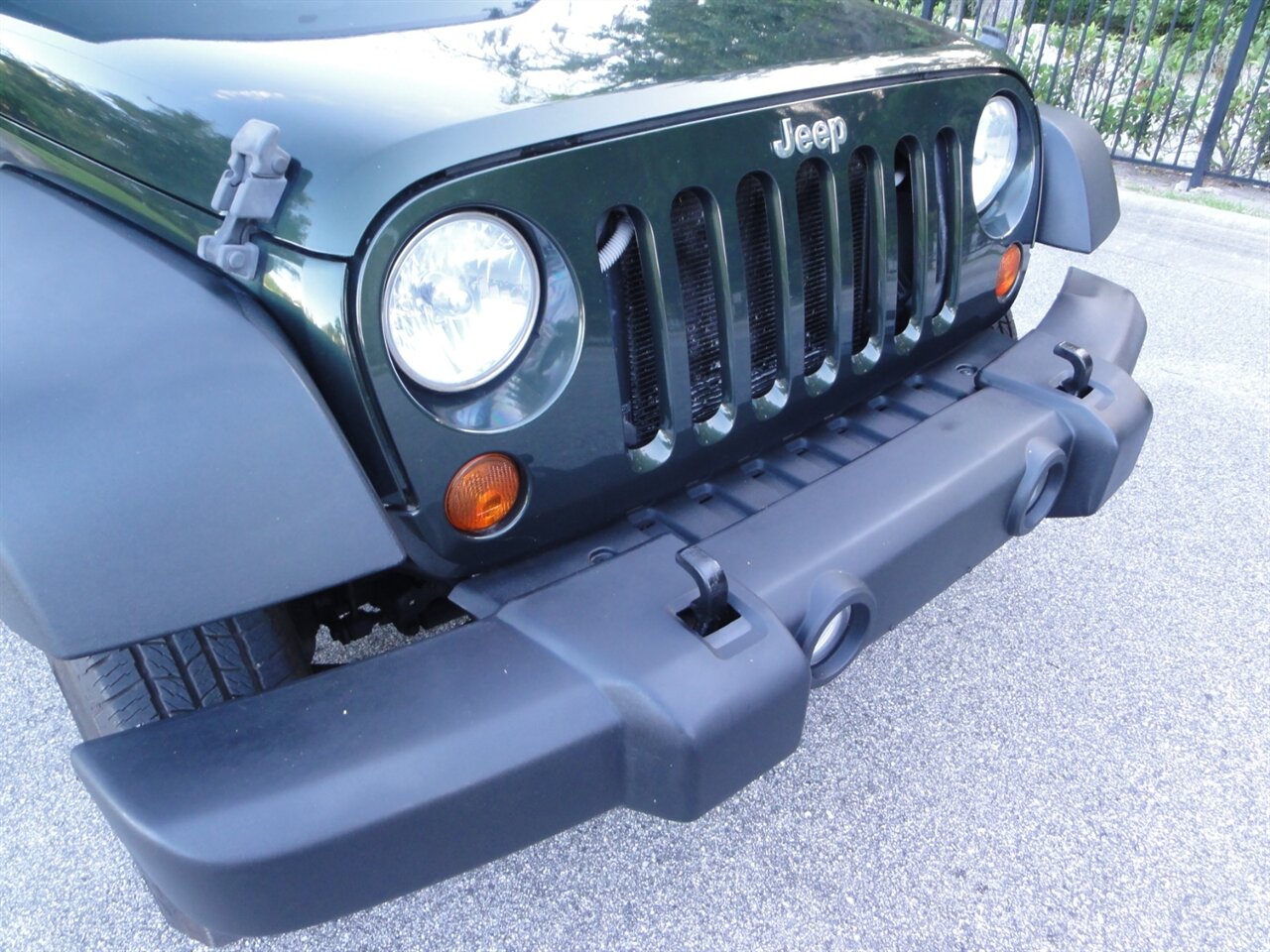 2010 Jeep Wrangler Sport 4X4 - Photo 6 - Deland, FL 32720