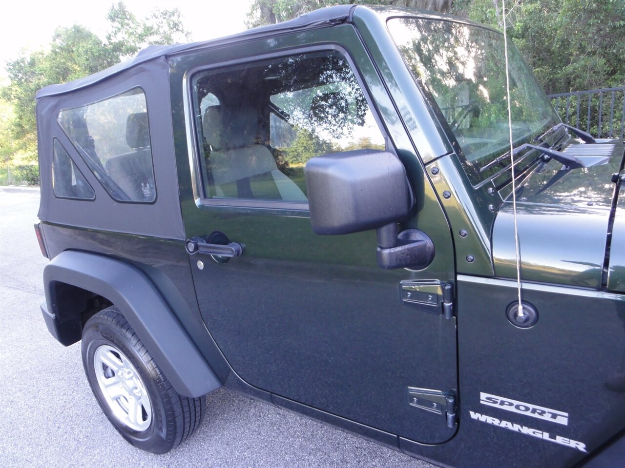 2010 Jeep Wrangler Sport 4X4 - Photo 10 - Deland, FL 32720