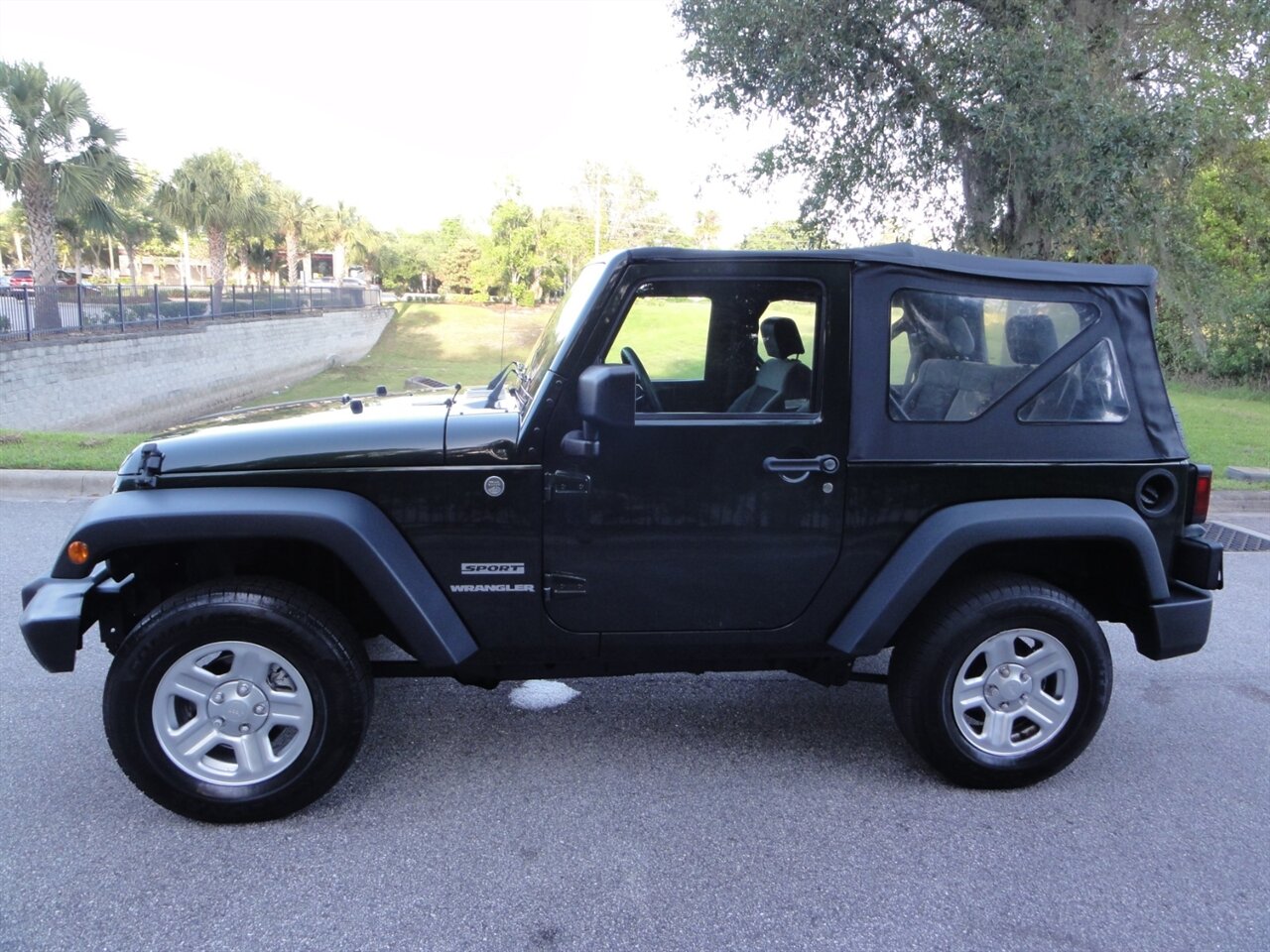 2010 Jeep Wrangler Sport 4X4 - Photo 16 - Deland, FL 32720
