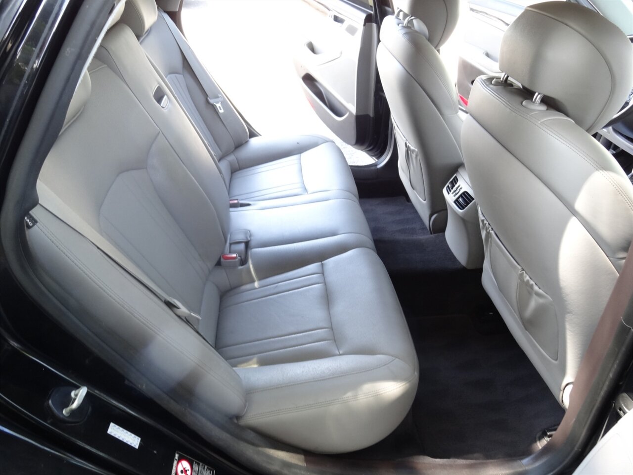 2016 Hyundai Genesis 3.8L - Photo 34 - Deland, FL 32720