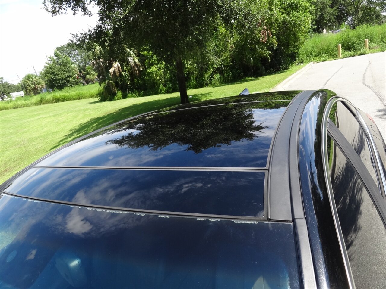 2016 Hyundai Genesis 3.8L - Photo 16 - Deland, FL 32720