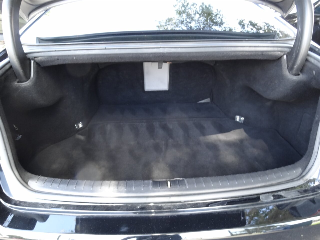 2016 Hyundai Genesis 3.8L - Photo 32 - Deland, FL 32720
