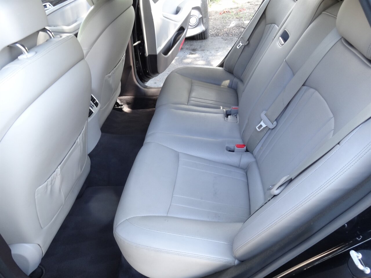 2016 Hyundai Genesis 3.8L - Photo 30 - Deland, FL 32720