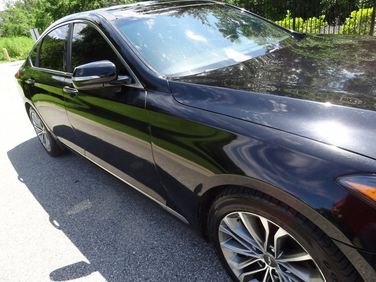 2016 Hyundai Genesis 3.8L - Photo 10 - Deland, FL 32720