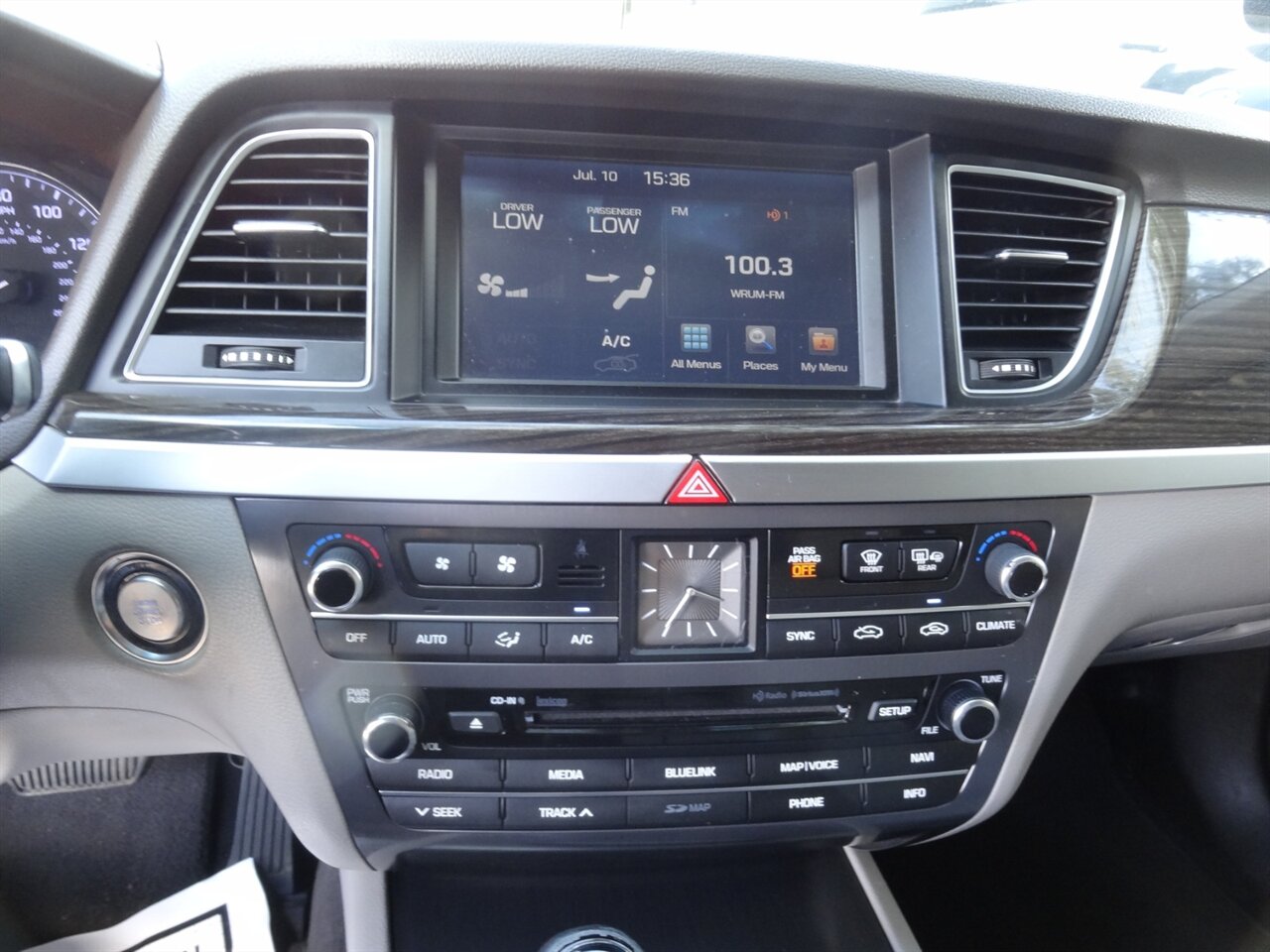 2016 Hyundai Genesis 3.8L - Photo 46 - Deland, FL 32720