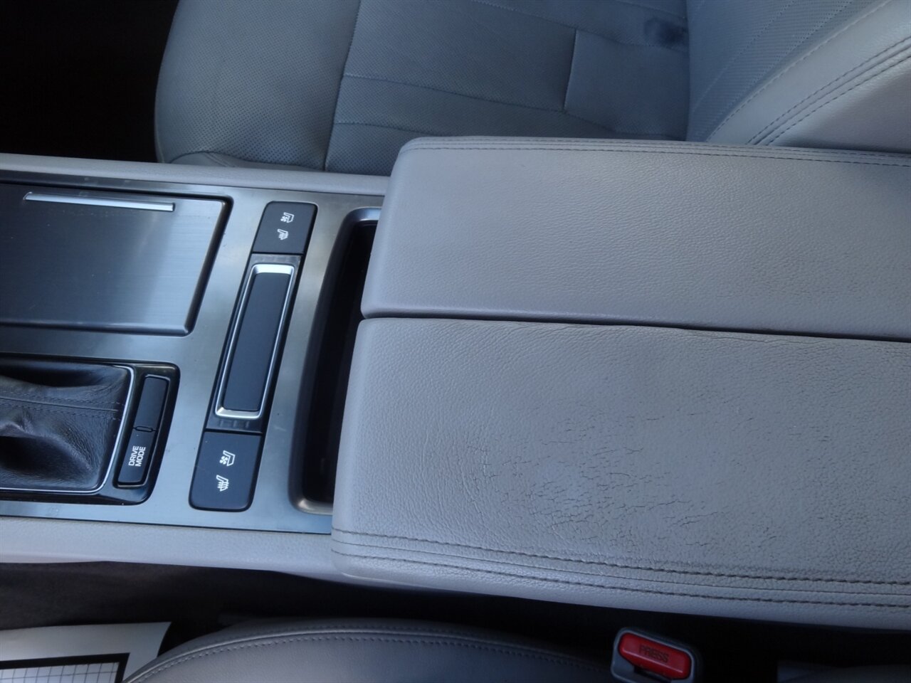 2016 Hyundai Genesis 3.8L - Photo 54 - Deland, FL 32720