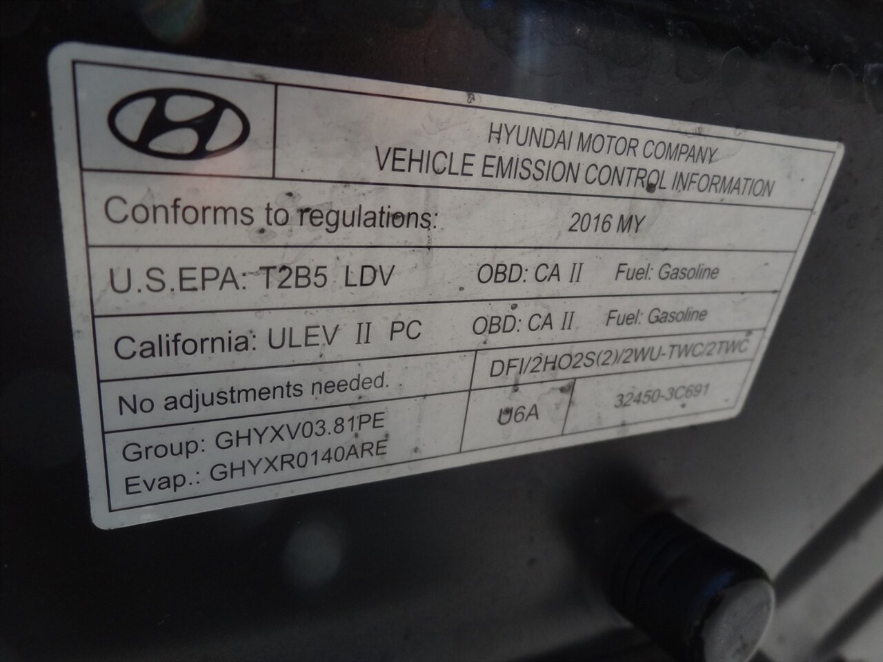 2016 Hyundai Genesis 3.8L - Photo 24 - Deland, FL 32720