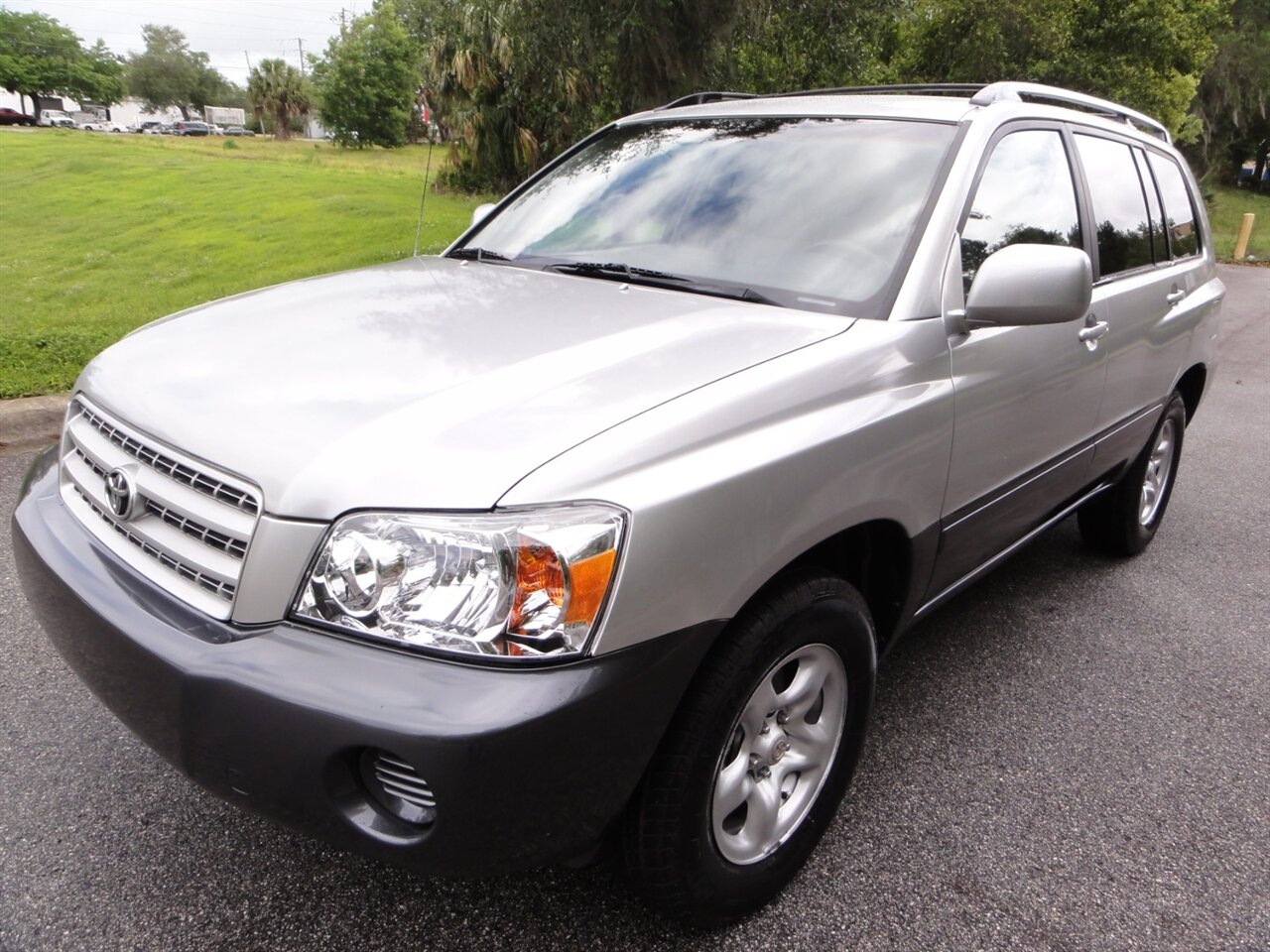 2003 Toyota Highlander   - Photo 2 - Deland, FL 32720