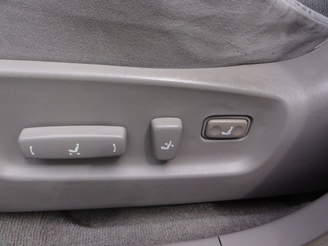 2003 Toyota Highlander   - Photo 30 - Deland, FL 32720