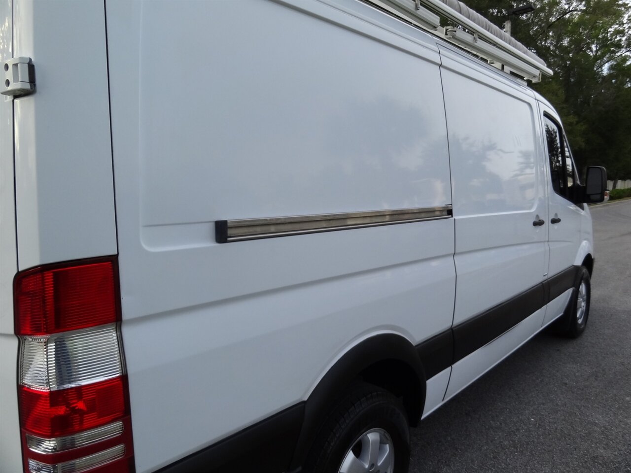 2016 Mercedes-Benz Sprinter 2500   - Photo 11 - Deland, FL 32720
