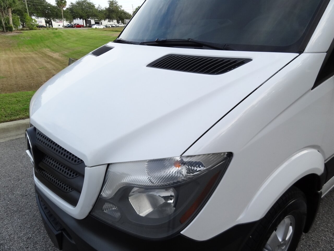 2016 Mercedes-Benz Sprinter 2500   - Photo 16 - Deland, FL 32720