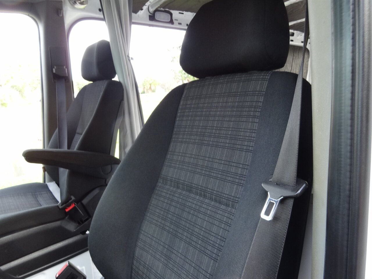 2016 Mercedes-Benz Sprinter 2500   - Photo 33 - Deland, FL 32720