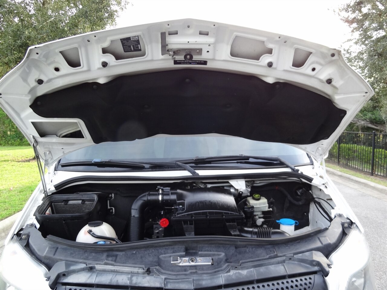 2016 Mercedes-Benz Sprinter 2500   - Photo 24 - Deland, FL 32720