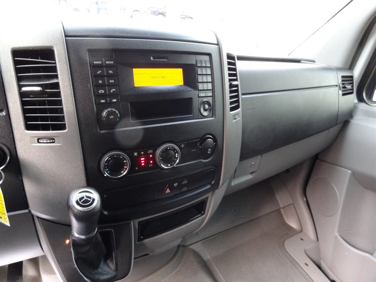 2016 Mercedes-Benz Sprinter 2500   - Photo 55 - Deland, FL 32720