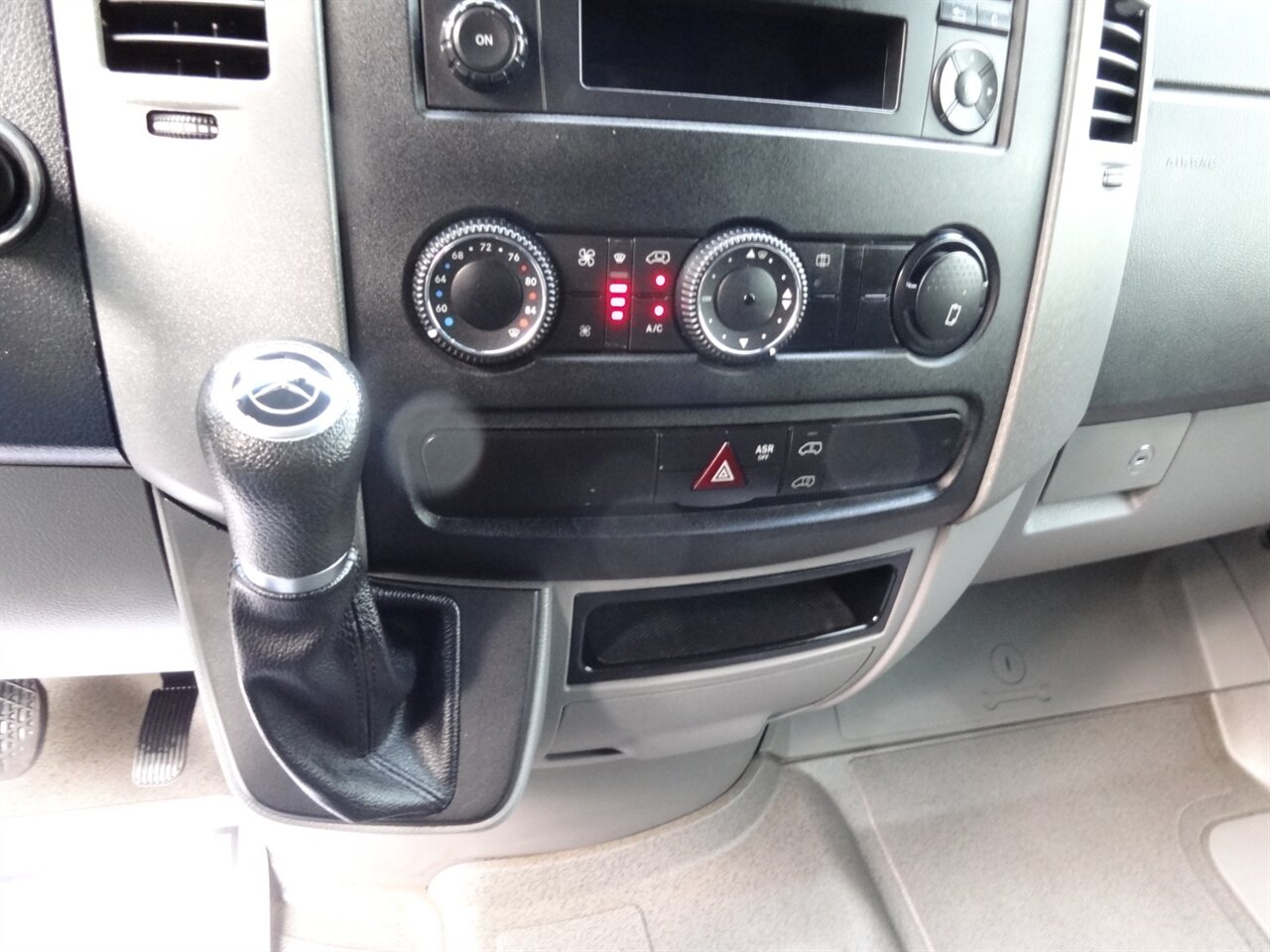 2016 Mercedes-Benz Sprinter 2500   - Photo 54 - Deland, FL 32720