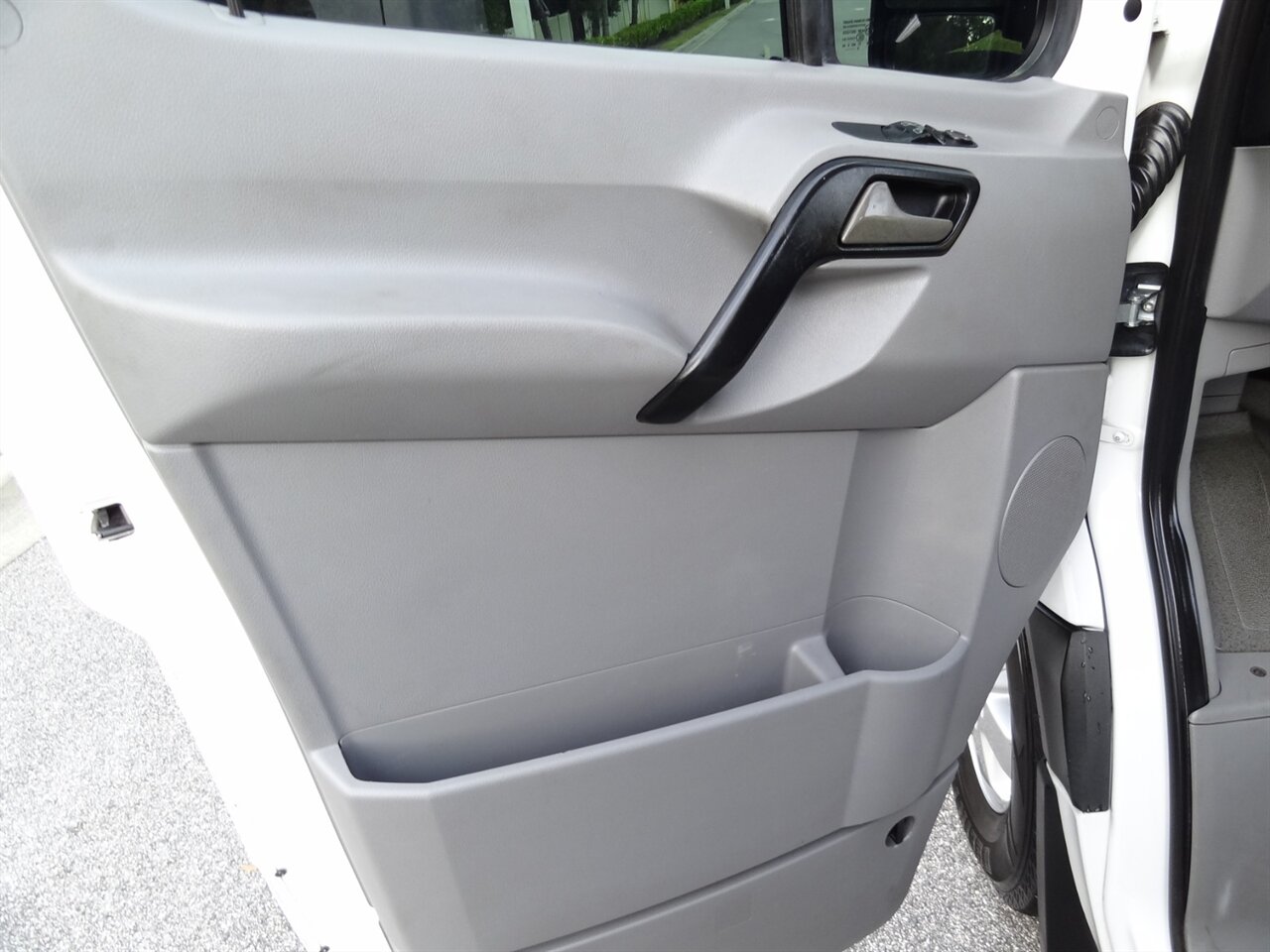 2016 Mercedes-Benz Sprinter 2500   - Photo 28 - Deland, FL 32720