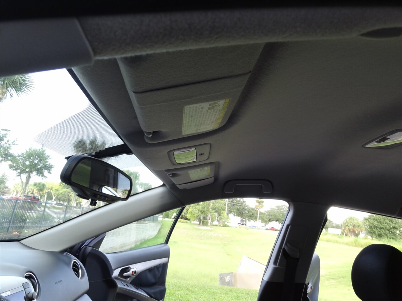 2009 Pontiac Vibe 1.8L  Wagon - Photo 33 - Deland, FL 32720