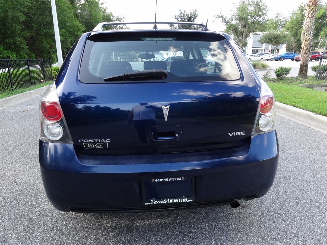 2009 Pontiac Vibe 1.8L  Wagon - Photo 14 - Deland, FL 32720