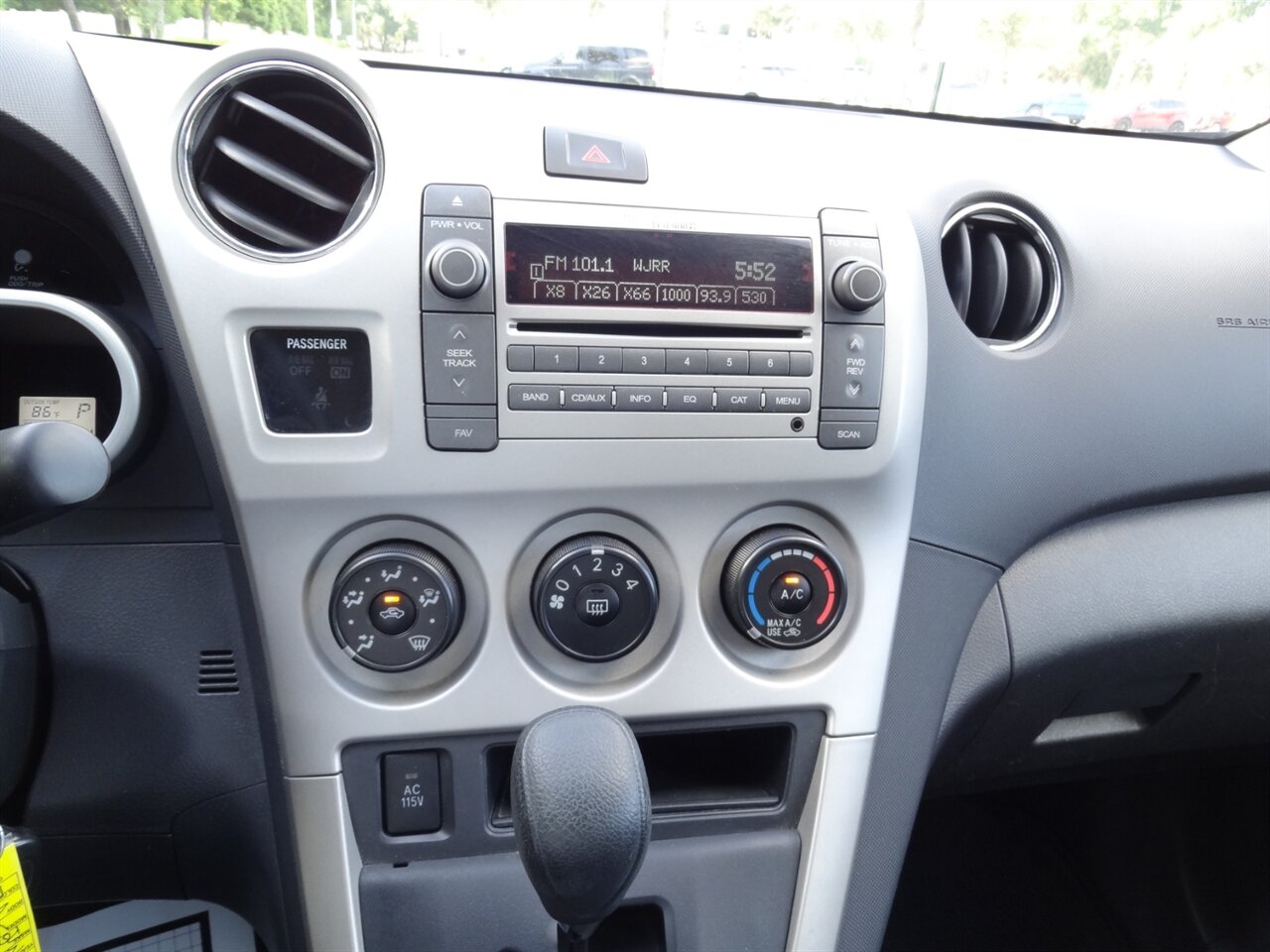 2009 Pontiac Vibe 1.8L  Wagon - Photo 48 - Deland, FL 32720