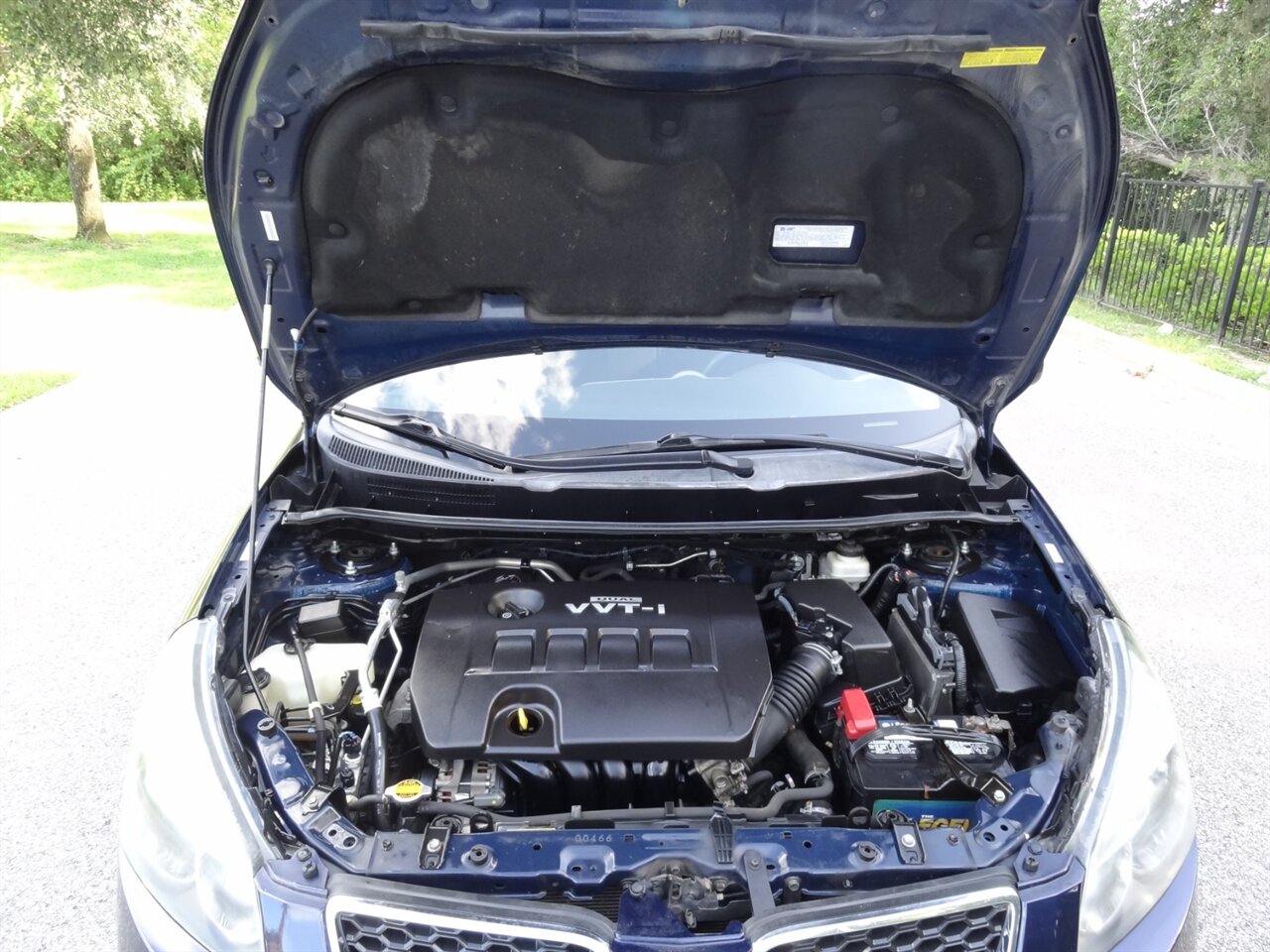 2009 Pontiac Vibe 1.8L  Wagon - Photo 26 - Deland, FL 32720