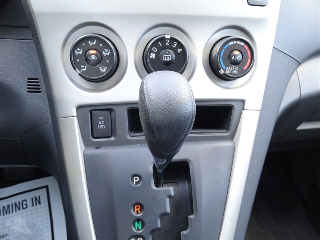 2009 Pontiac Vibe 1.8L  Wagon - Photo 49 - Deland, FL 32720