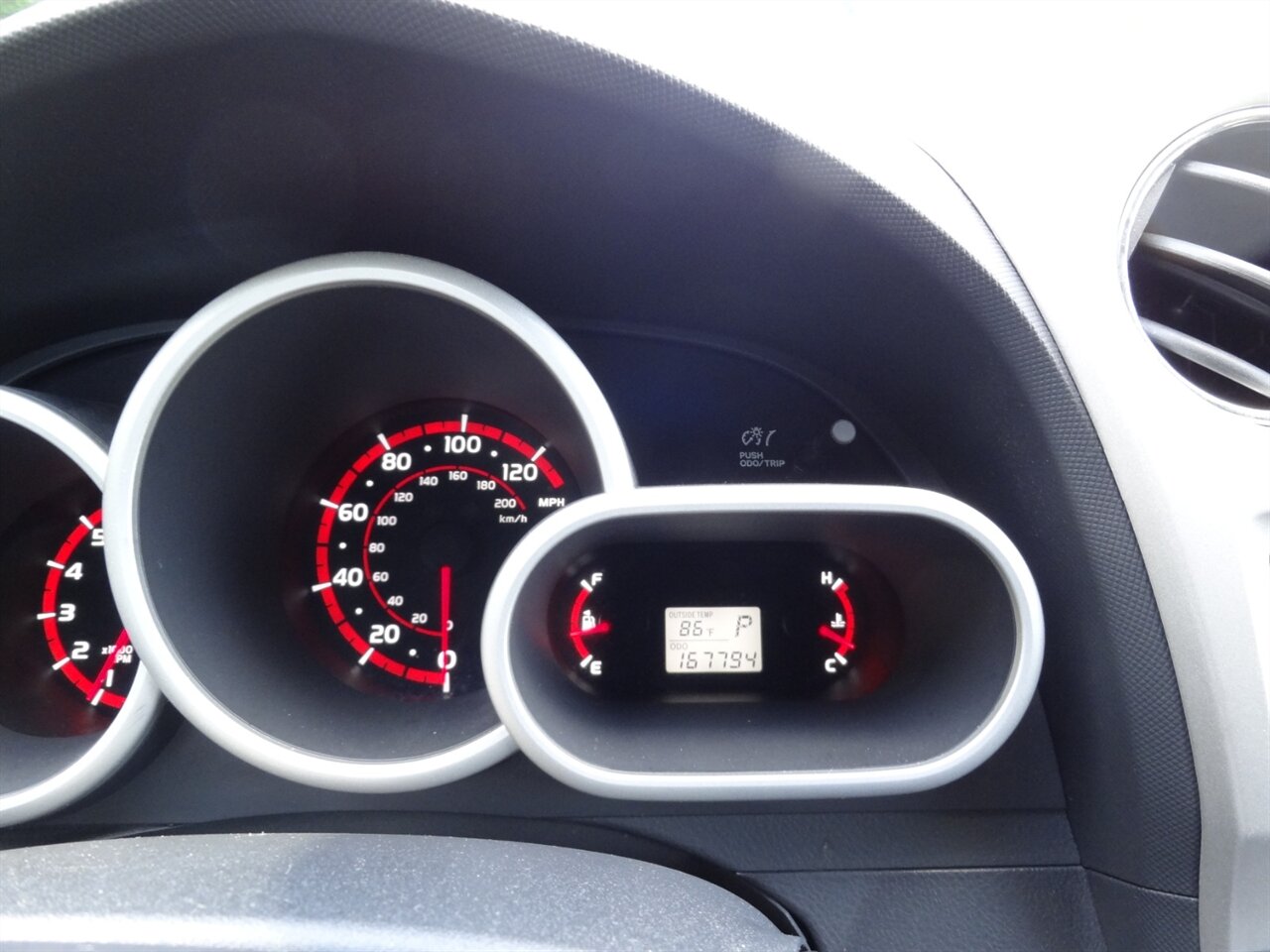 2009 Pontiac Vibe 1.8L  Wagon - Photo 46 - Deland, FL 32720