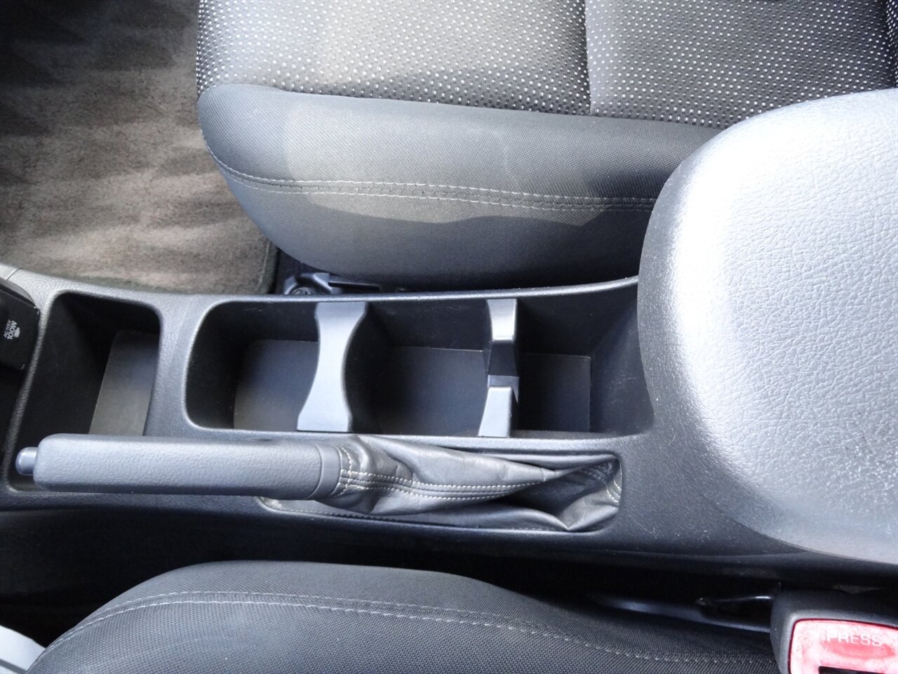 2009 Pontiac Vibe 1.8L  Wagon - Photo 52 - Deland, FL 32720