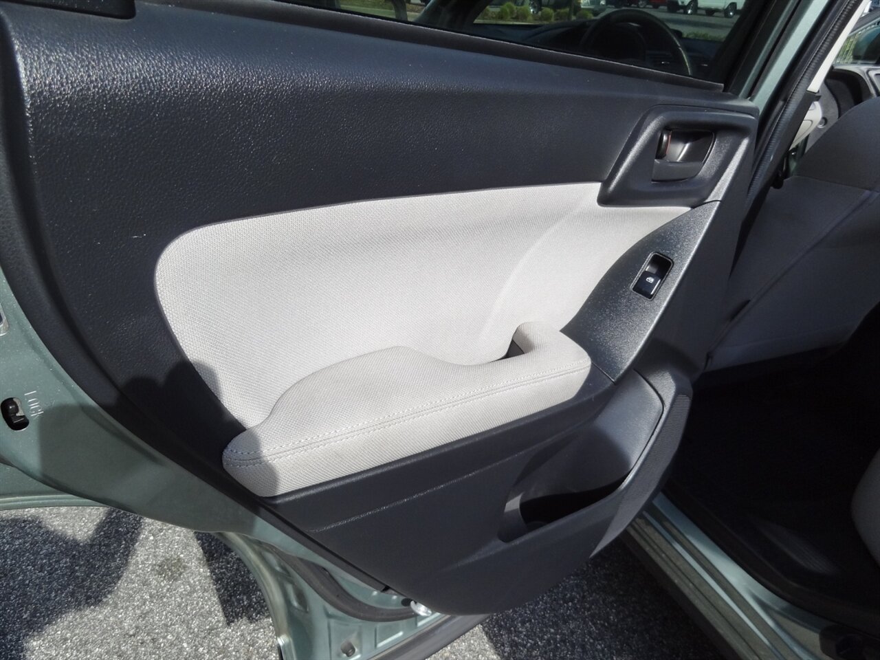 2015 Subaru Forester 2.5i Premium   - Photo 37 - Deland, FL 32720