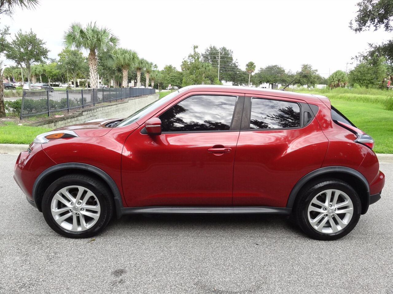 2016 Nissan JUKE S Turbo - Photo 16 - Deland, FL 32720