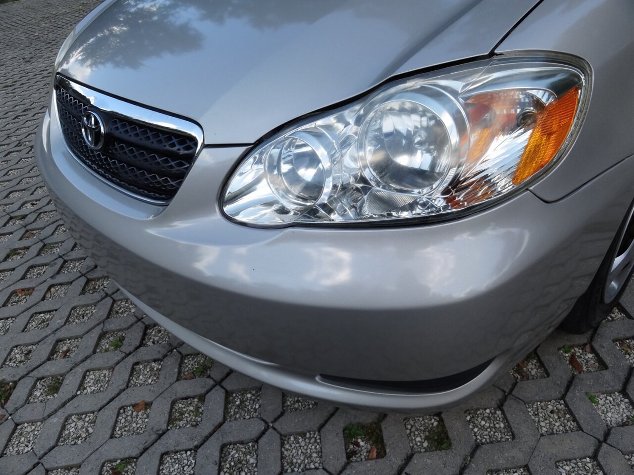 2008 Toyota Corolla CE - Photo 6 - Deland, FL 32720