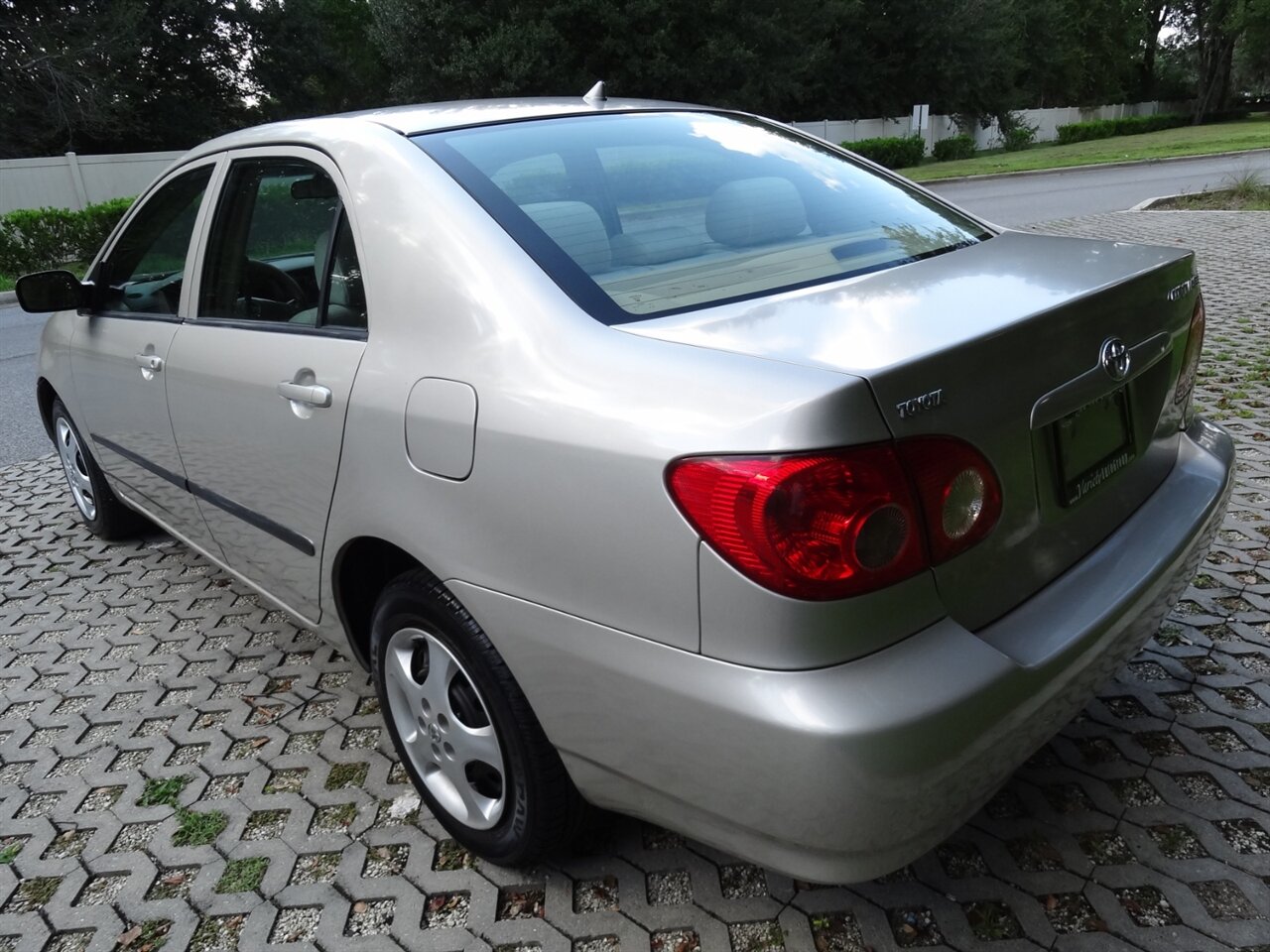 2008 Toyota Corolla CE - Photo 4 - Deland, FL 32720