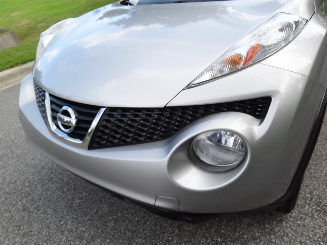 2012 Nissan JUKE SL - Photo 8 - Deland, FL 32720