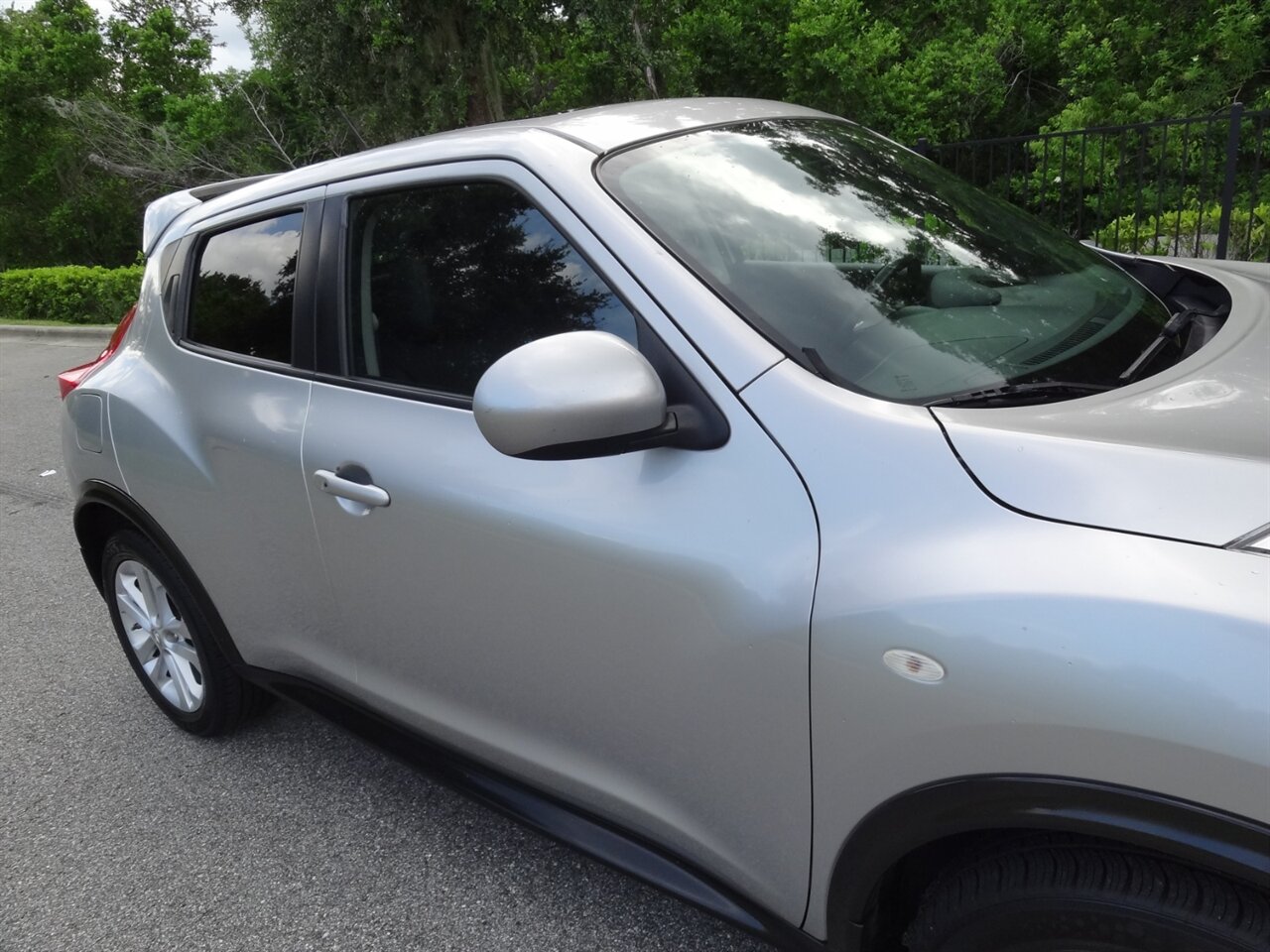 2012 Nissan JUKE SL - Photo 9 - Deland, FL 32720