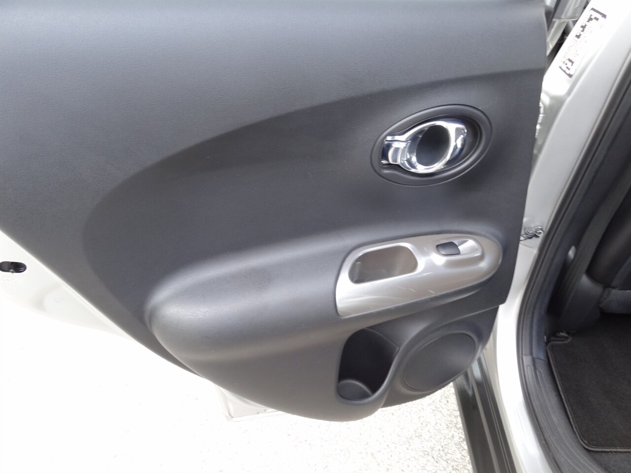 2012 Nissan JUKE SL - Photo 39 - Deland, FL 32720