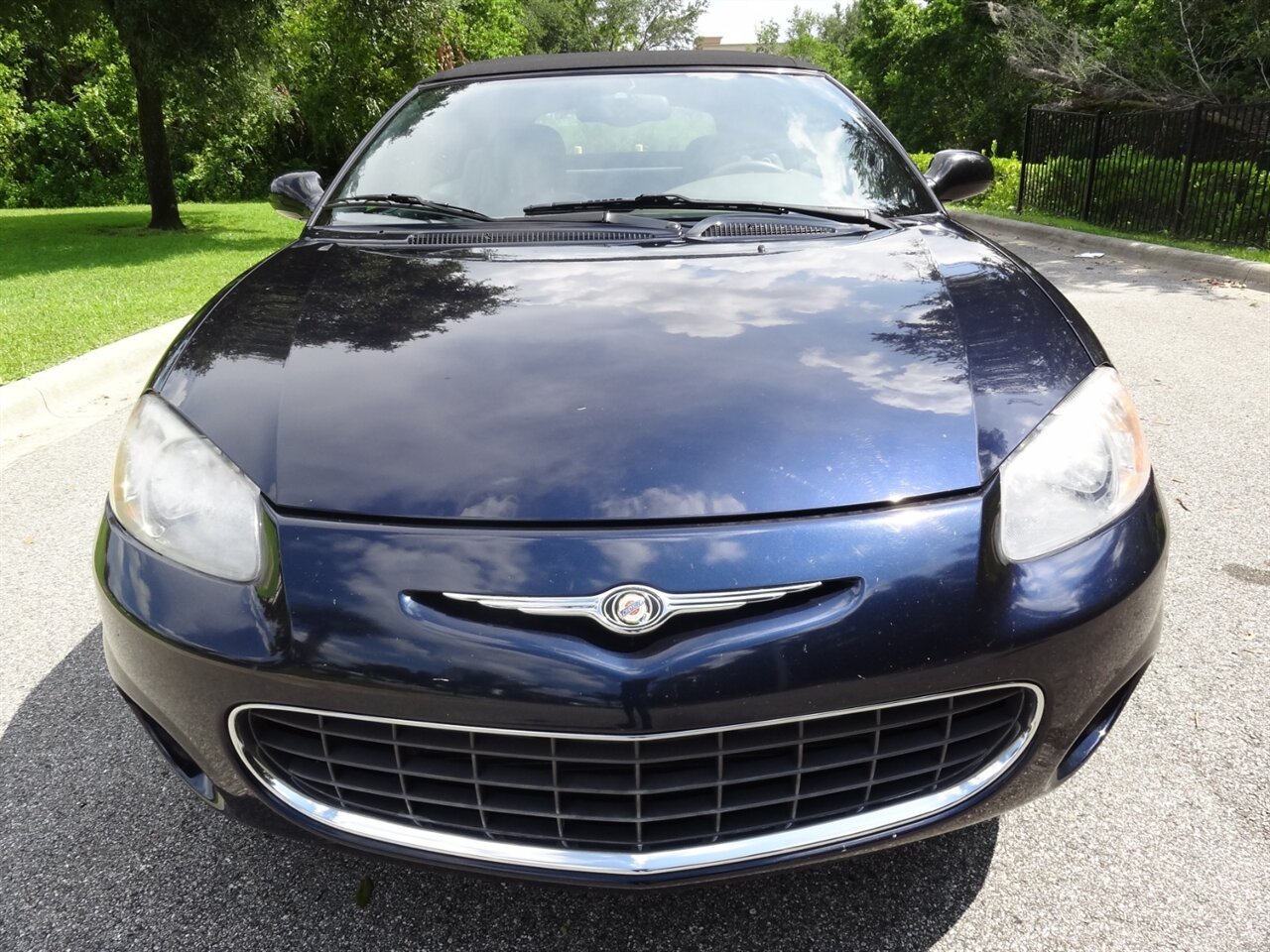 2001 Chrysler Sebring LXi - Photo 9 - Deland, FL 32720