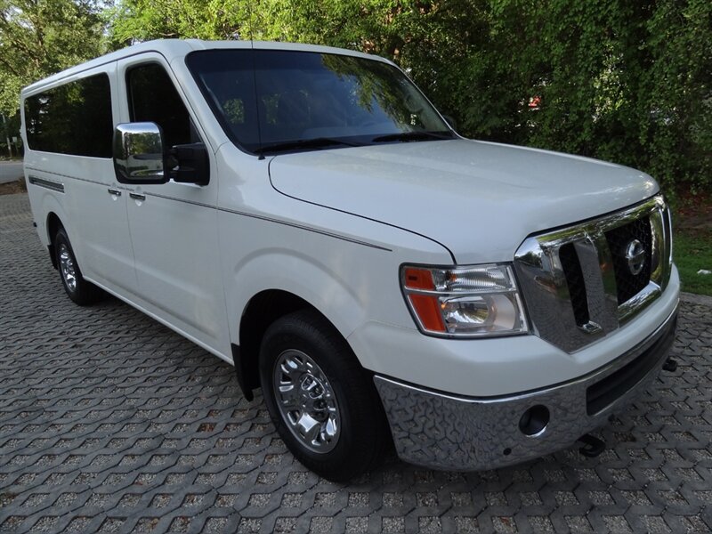 2019 Nissan NV 3500 HD SL  Premium