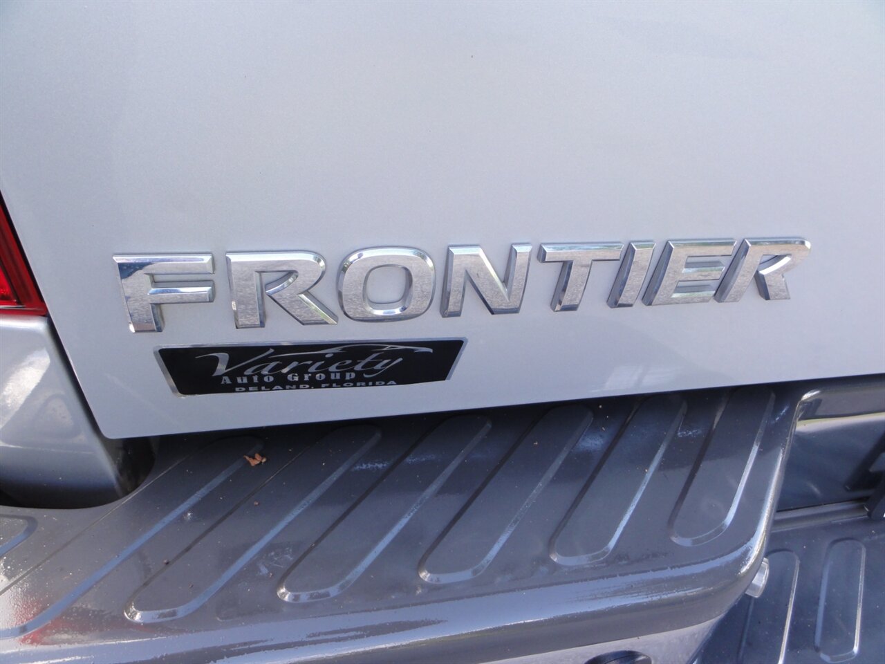 2015 Nissan Frontier SV   - Photo 22 - Deland, FL 32720