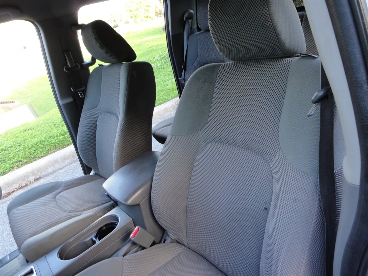 2015 Nissan Frontier SV   - Photo 34 - Deland, FL 32720