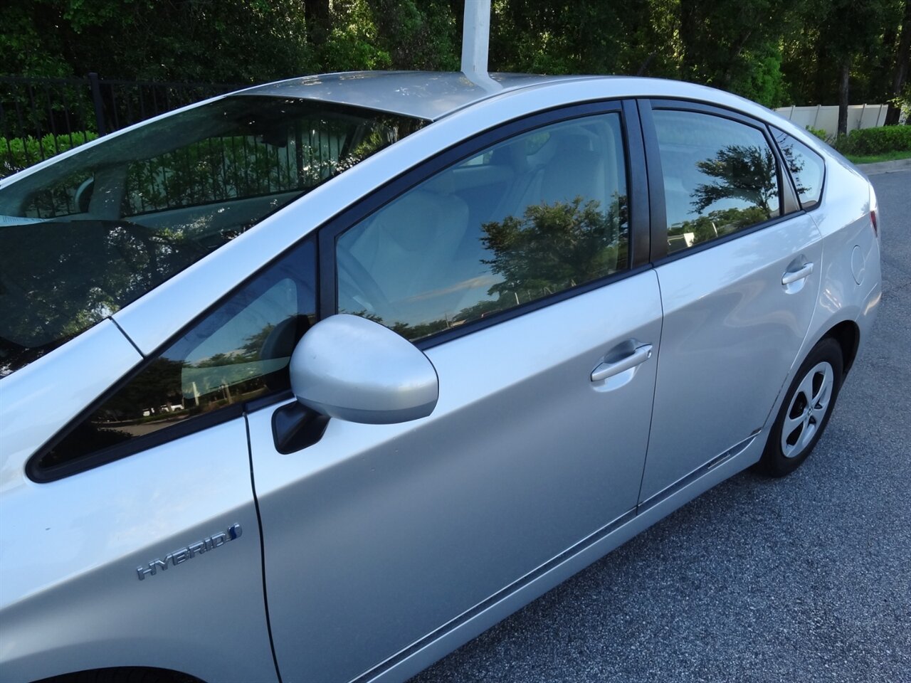 2012 Toyota Prius Three Premium - Photo 11 - Deland, FL 32720