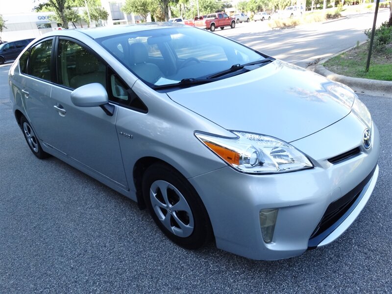 2012 Toyota Prius Three  Premium