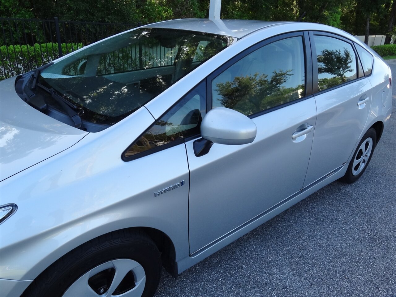 2012 Toyota Prius Three Premium - Photo 9 - Deland, FL 32720