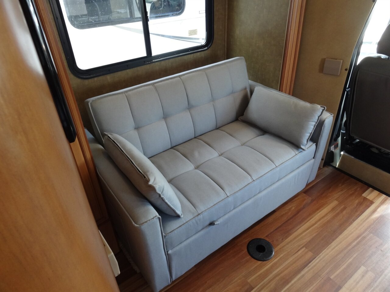 2014 Coachmen Prism 3500 24G - Photo 62 - Deland, FL 32720