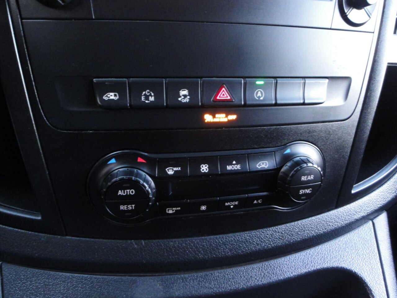 2018 Mercedes-Benz Metris 8 Passenger - Photo 49 - Deland, FL 32720